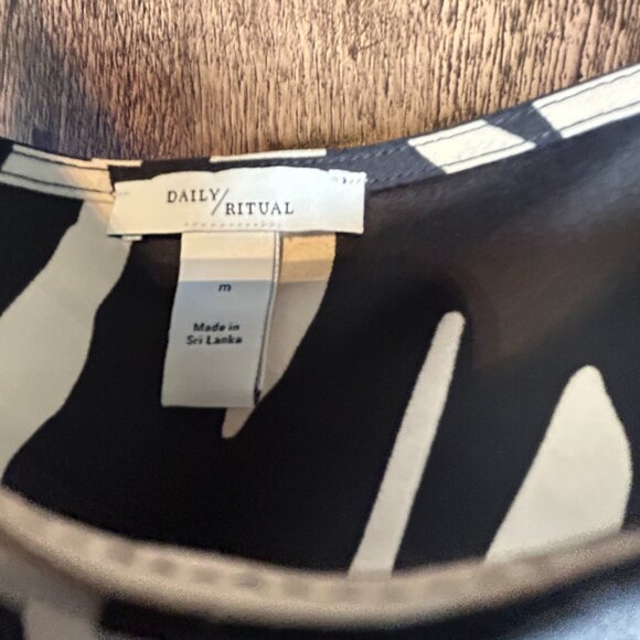 Daily Ritual Slip Dress | Size - Picture 4 of 5